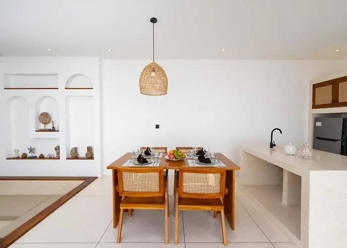 Villa Bellora By Pertama Seminyak
