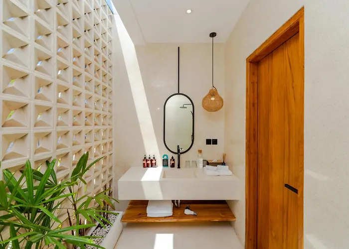 Villa Bellora By Pertama Seminyak